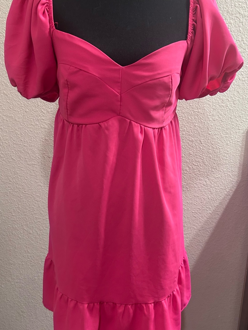 bebe Fuchsia Puff-Sleeve Mini Dress